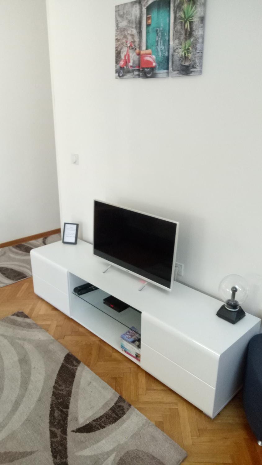 TV and multimedia, Living room