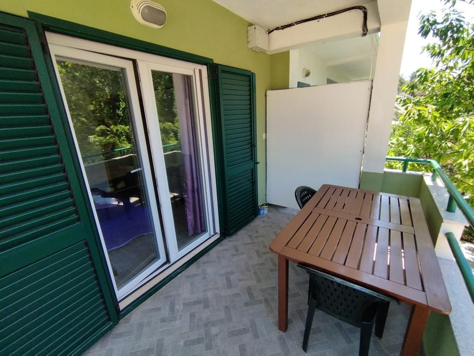 Apartman Uvala Duboka Kruscica Apartment in Zadar County