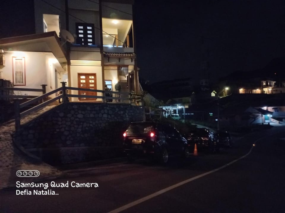Bromo Deddy Homestay Vacation rental in East Java