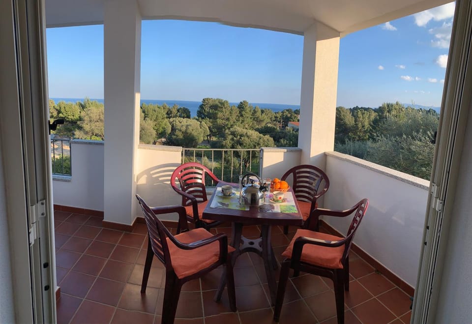 Balcony/Terrace, Living room