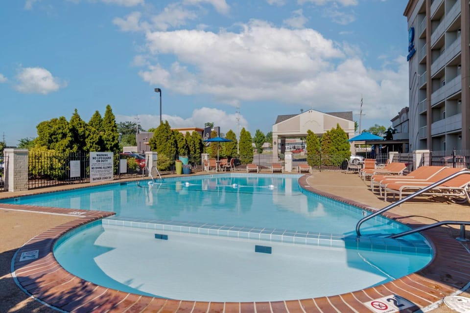 Pool view