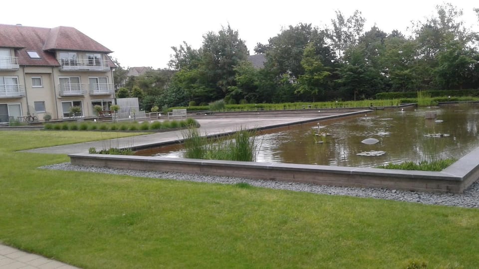 Property building, Garden view, Swimming pool