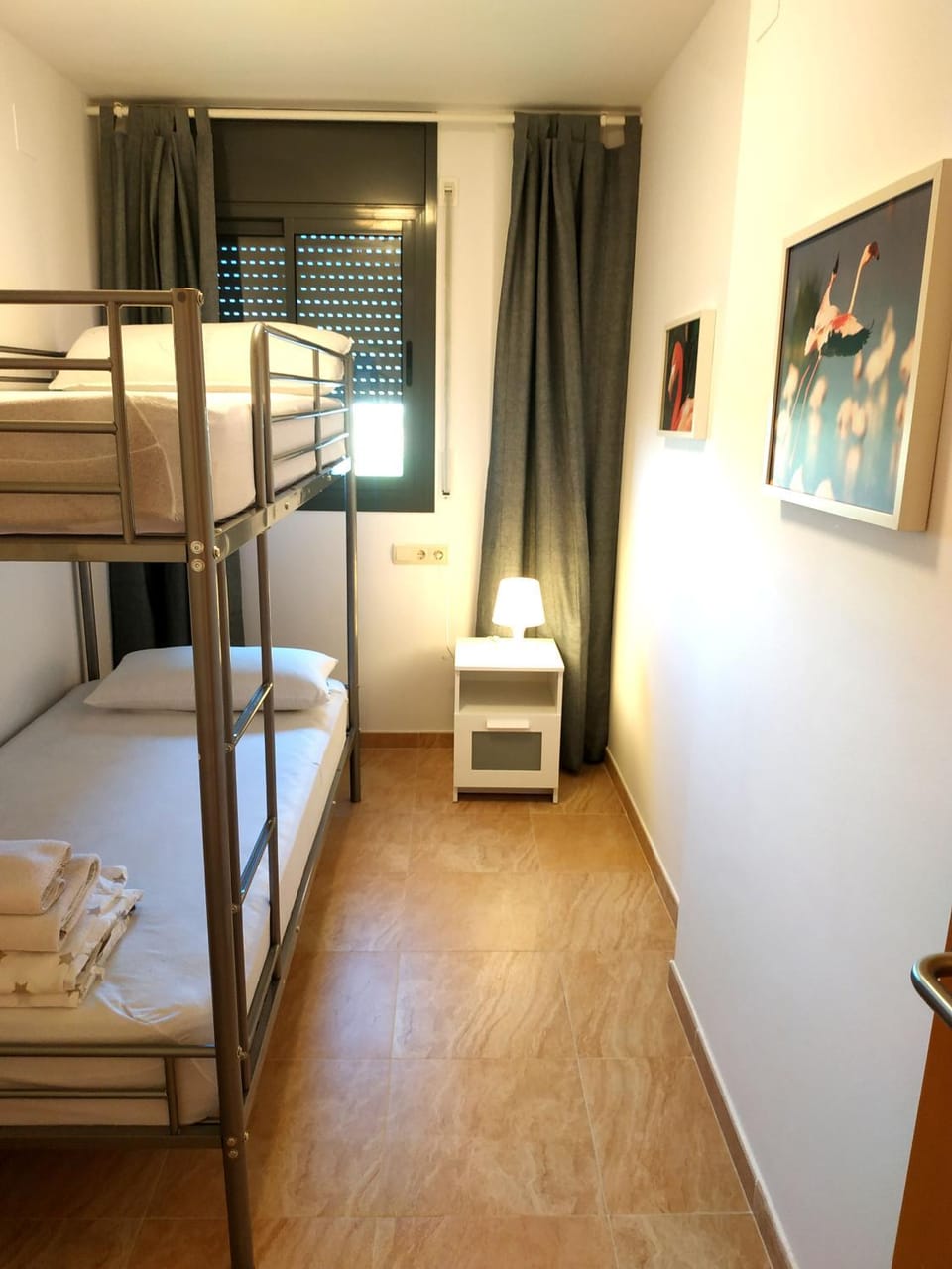 Photo of the whole room, Bedroom, bunk bed