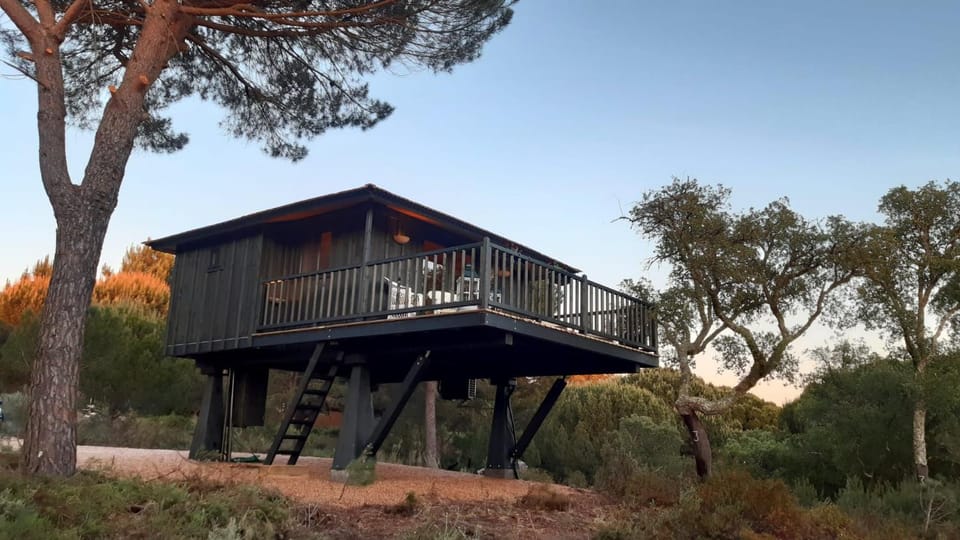 Ying Yang Monte da Lua Nature lodge in Setubal District