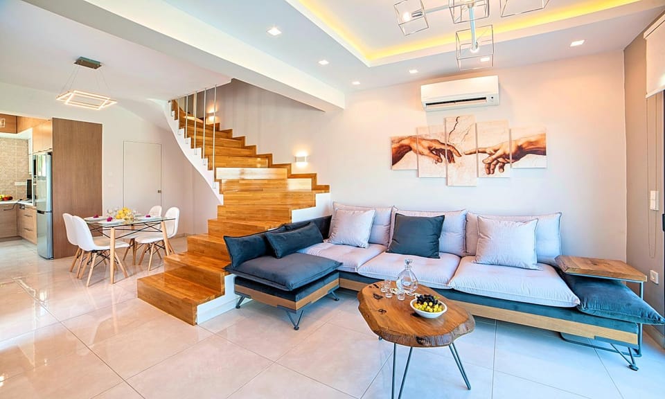 Living room, Seating area
