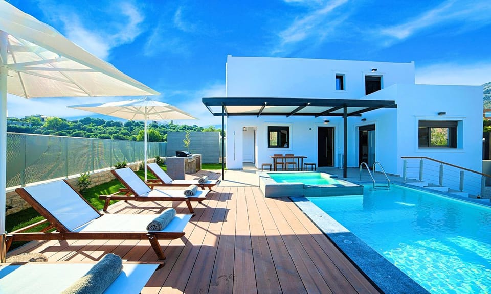 Patio, Swimming pool