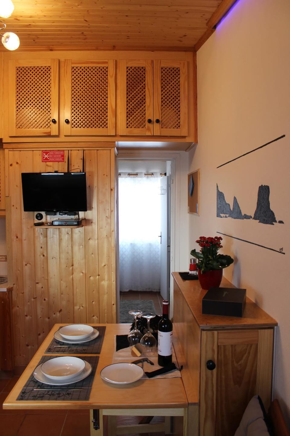Communal lounge/ TV room