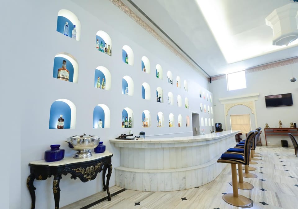 Lounge or bar