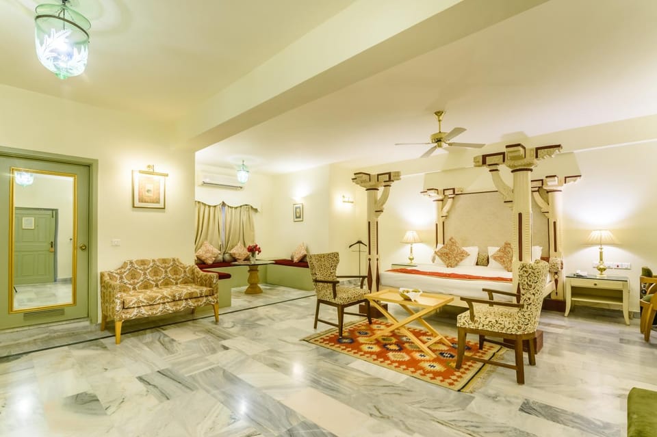 Living room, Seating area, Bedroom