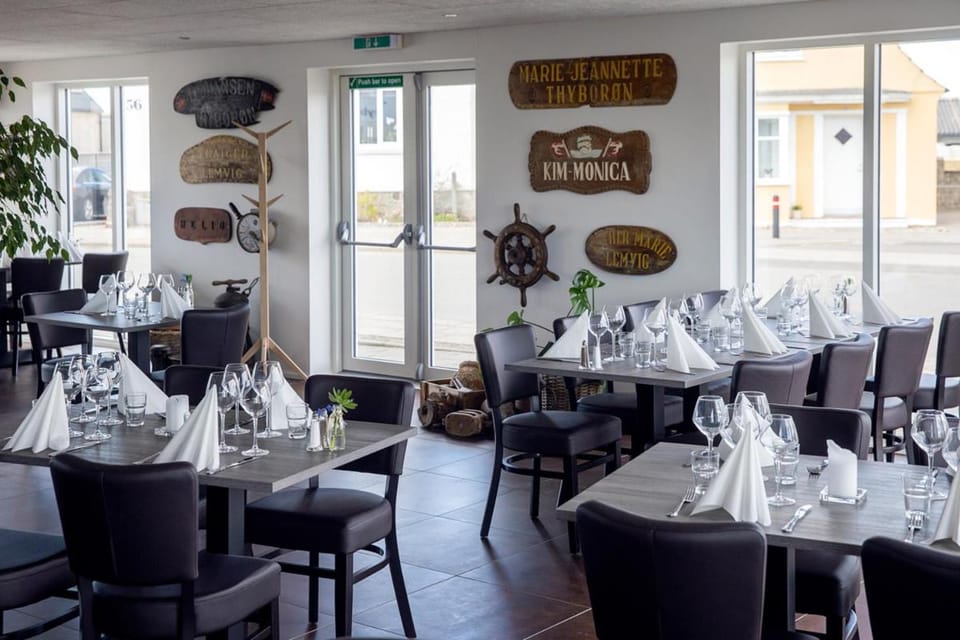 Restaurant/places to eat