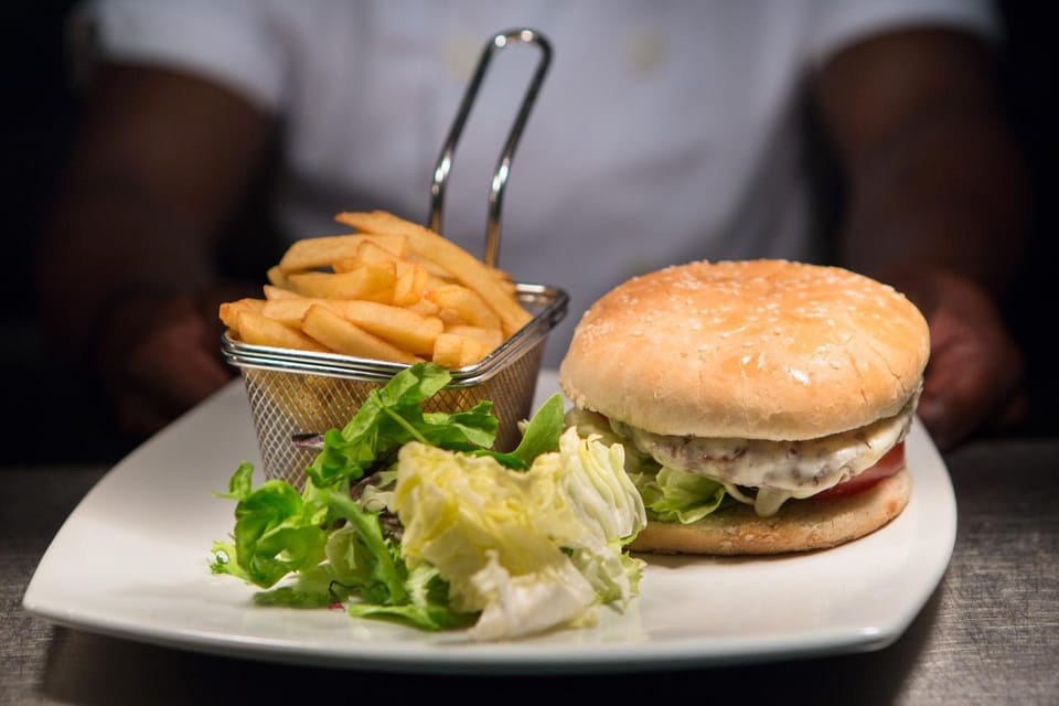 Restaurant/places to eat