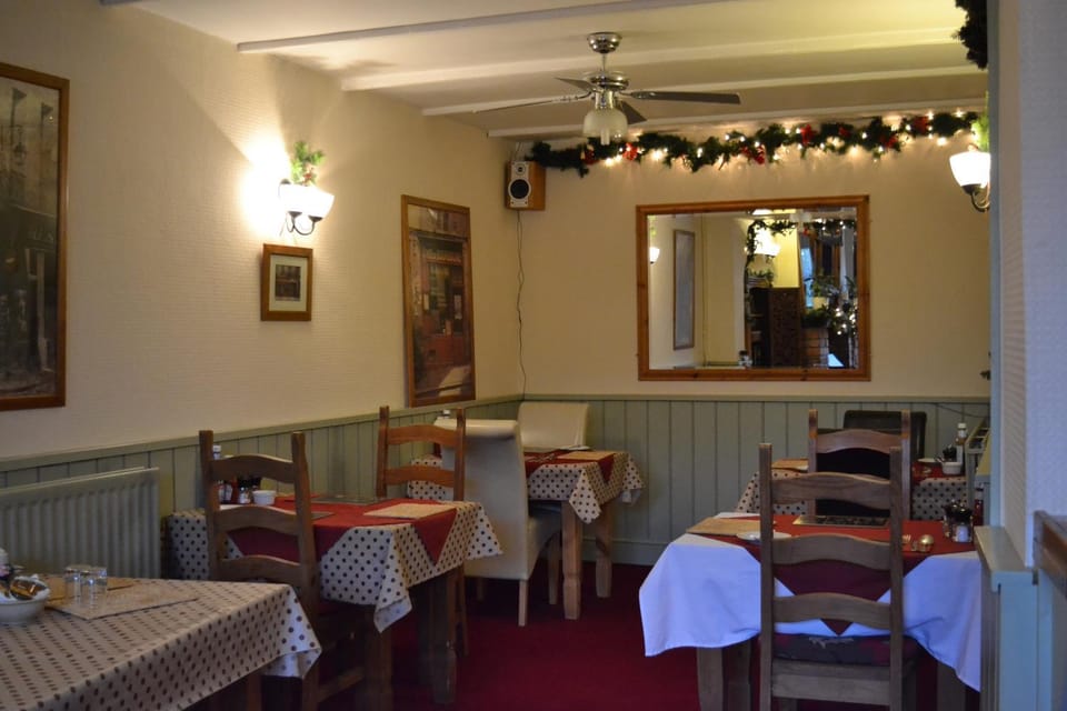 Halfway House Hotel in Malvern Hills District