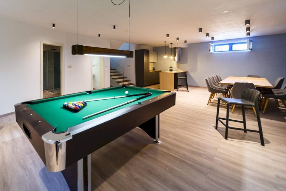 Billiard, Darts