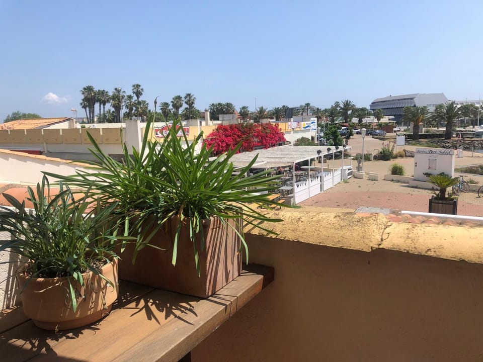 Naturiste Port Soleil avec piscine Apartment in Agde