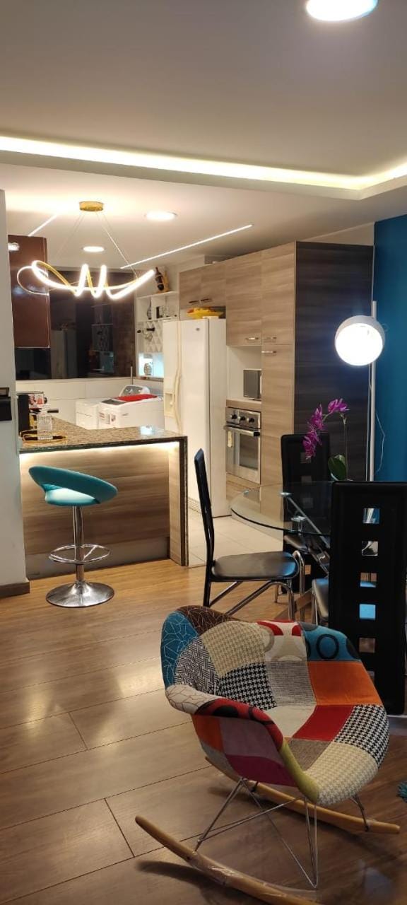 Suite de Lujo, Piso Alto, junto Parque Carolina, Generador electrico Apartment in Quito