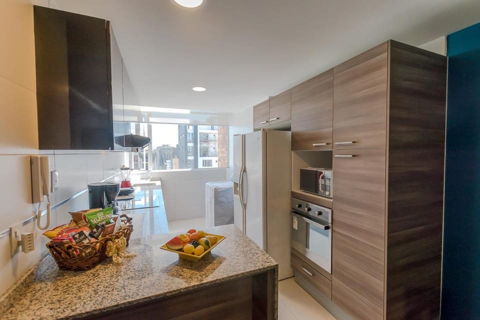 Suite de Lujo, Piso Alto, junto Parque Carolina, Generador electrico Apartment in Quito