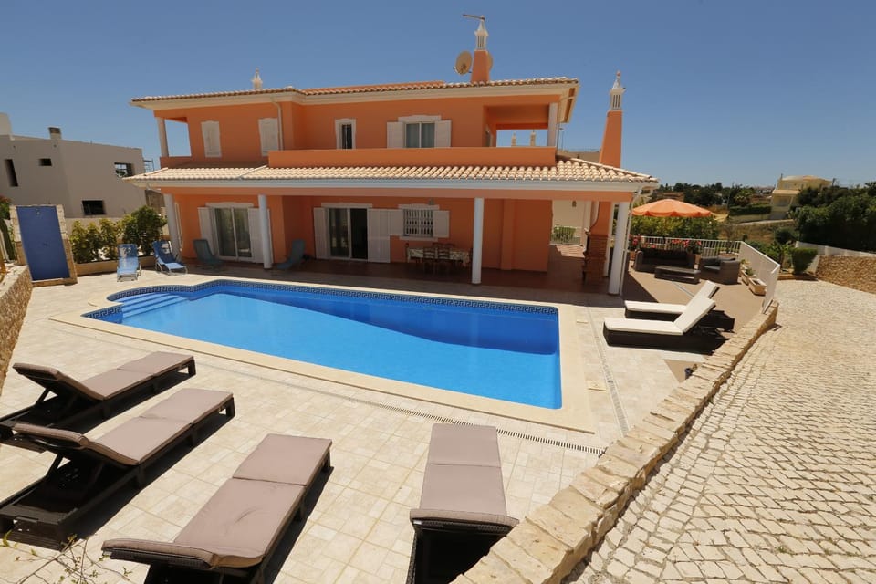 Casa Antonio Villa in Porches