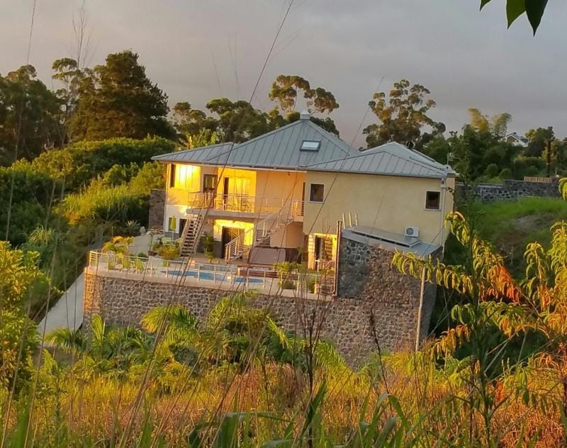 Les Nymphes De Bourbon Bed and Breakfast in Réunion