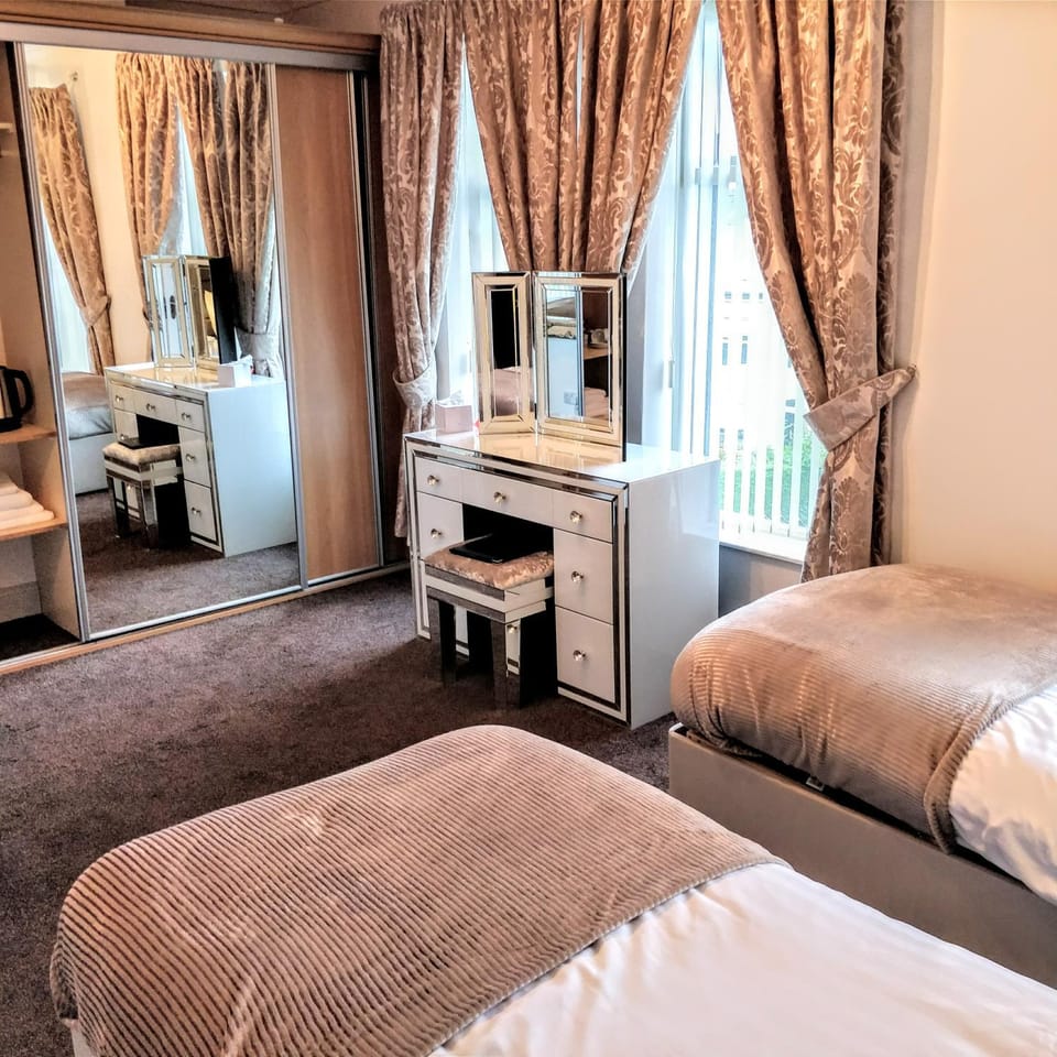 Number 43 Bed and Breakfast in Londonderry