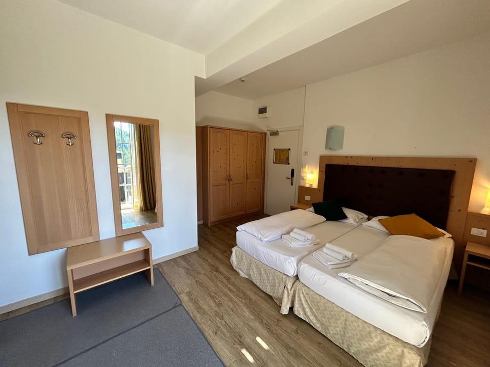 Bed, Photo of the whole room, Bedroom, towels, wardrobe