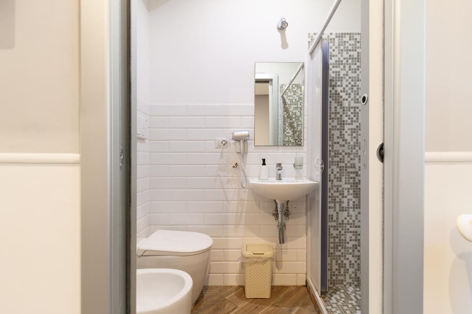 Rent Rooms Colosseum Bed and Breakfast in Rome