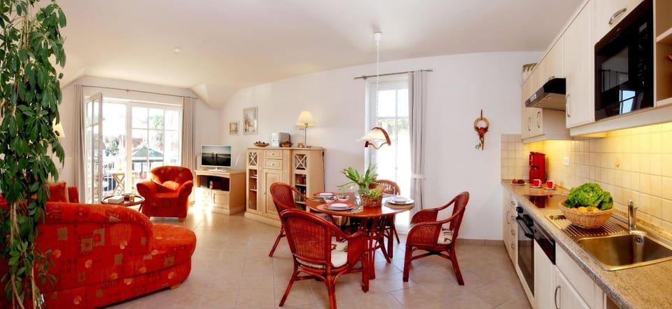 Kitchen or kitchenette, Living room, Dining area