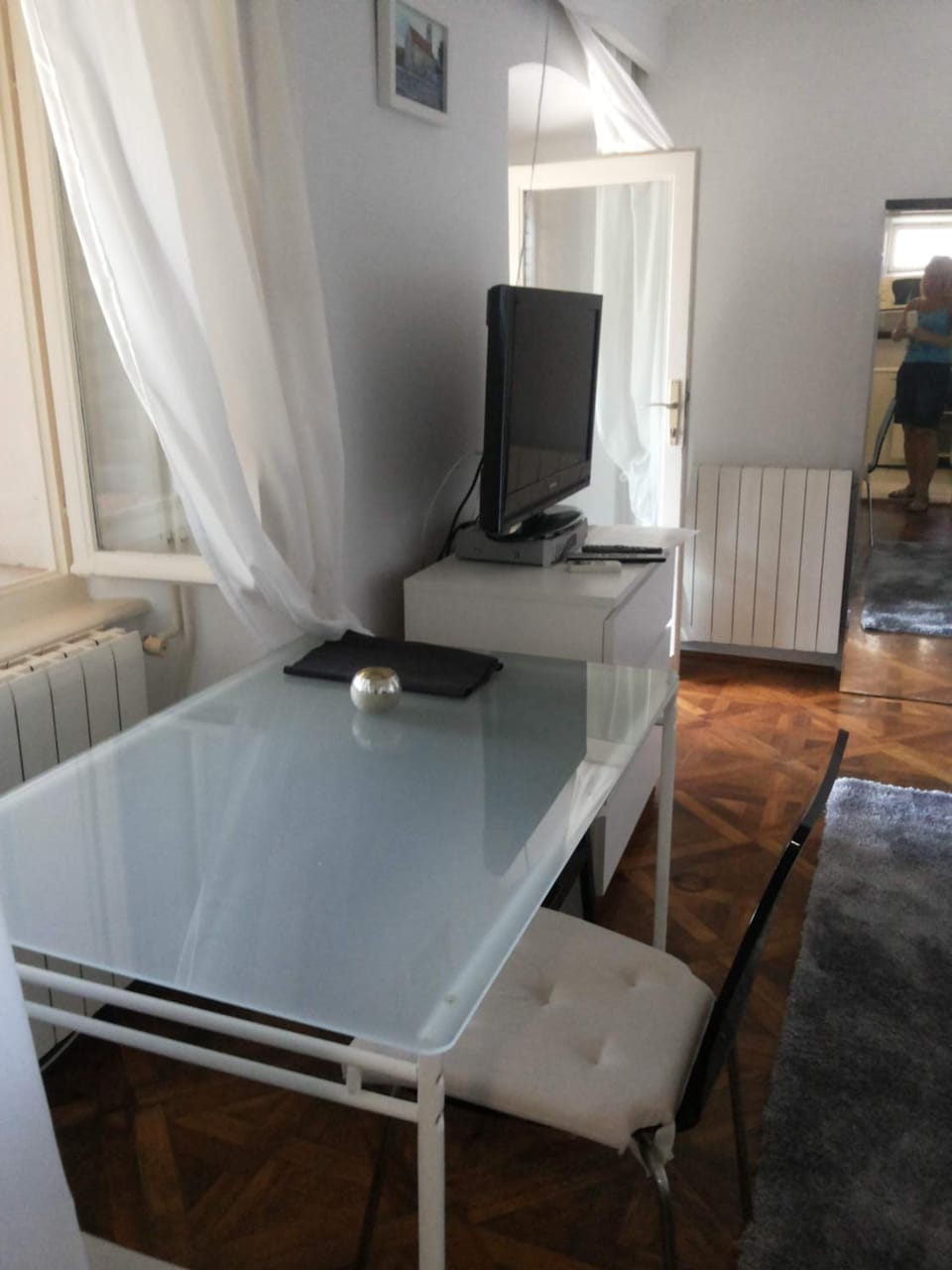 TV and multimedia, Living room, Dining area, Bedroom