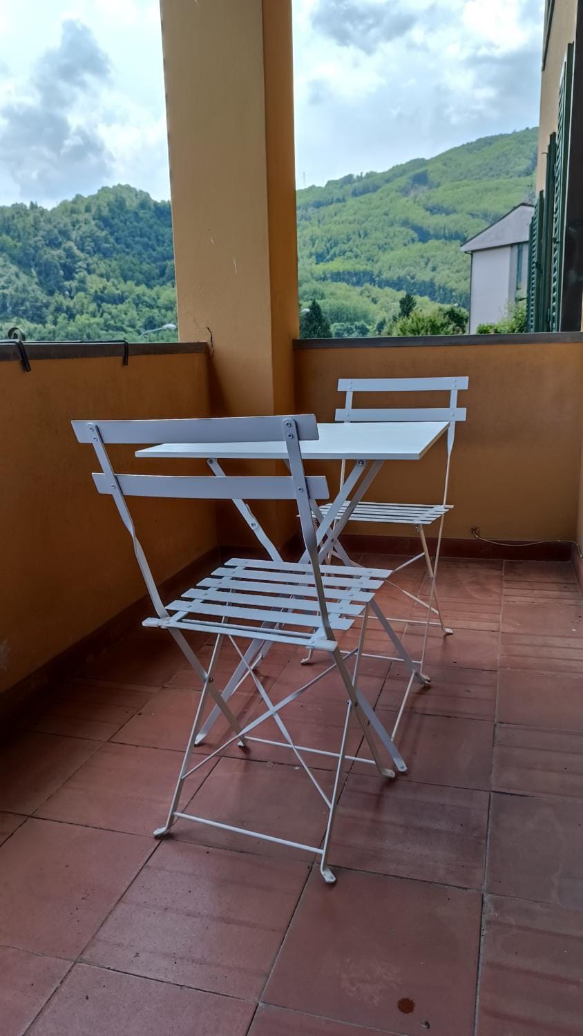 Balcony/Terrace, Mountain view