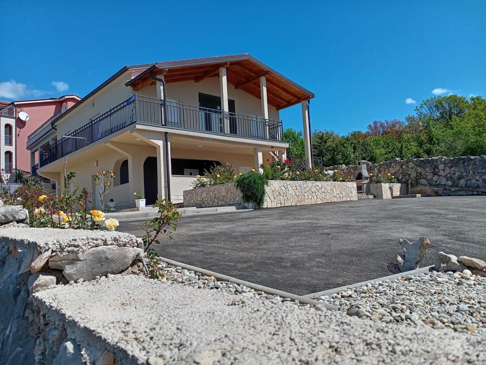 Garden view, Inner courtyard view