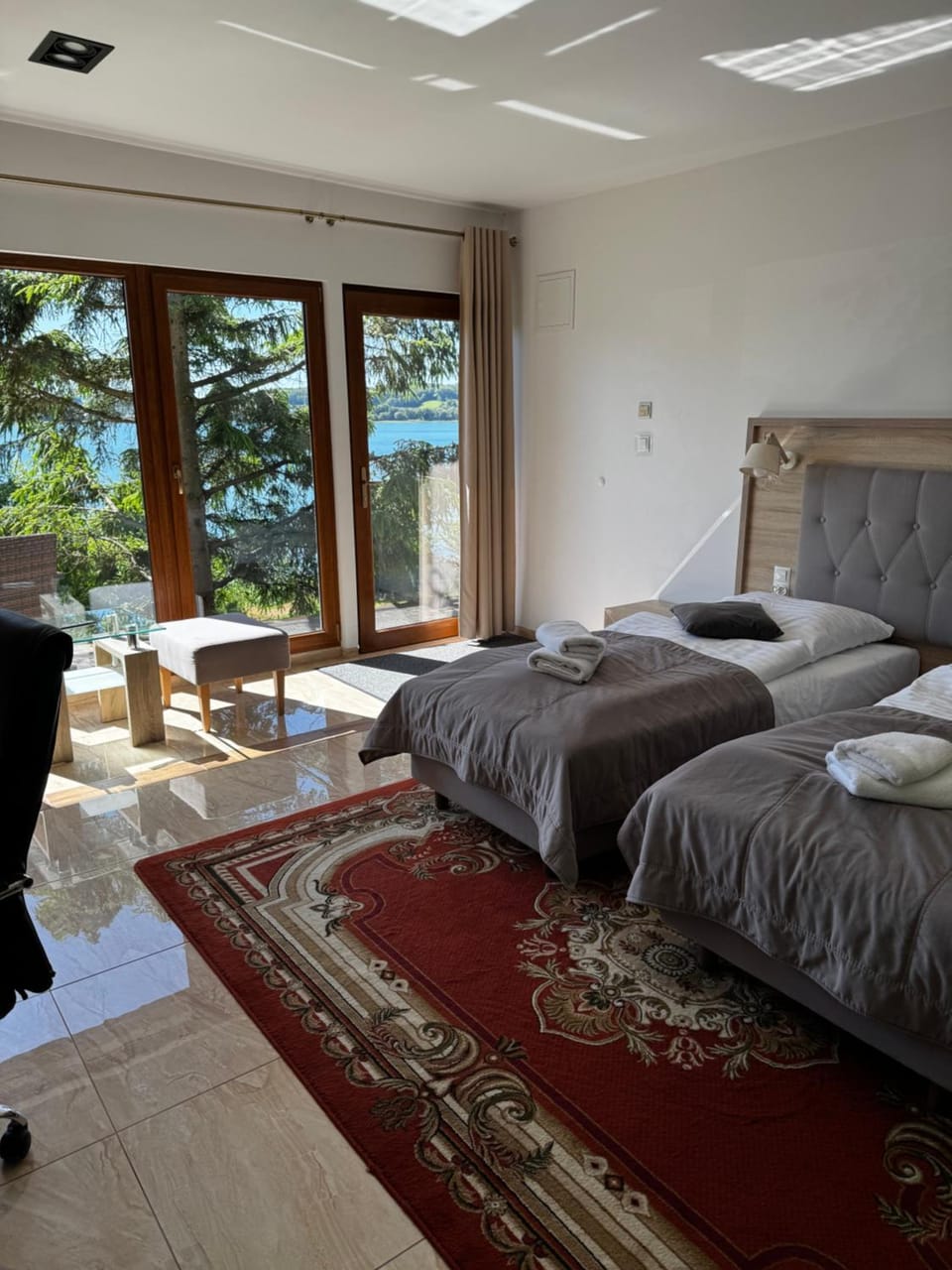 Photo of the whole room