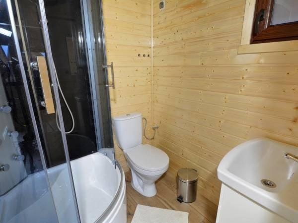 Domki Korsarz Gaski House in West Pomeranian Voivodeship, Poland