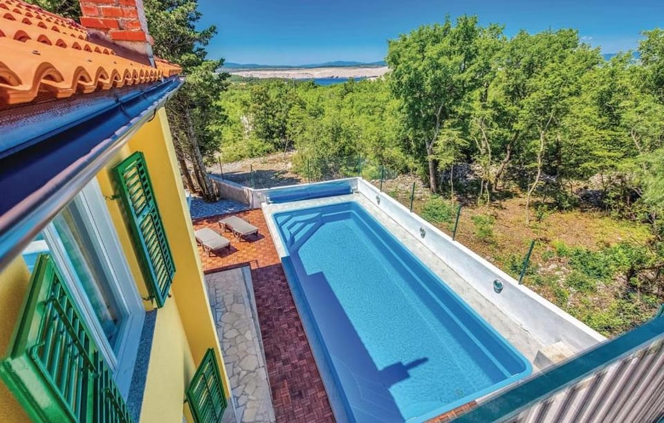 Balcony/Terrace, Pool view, Swimming pool