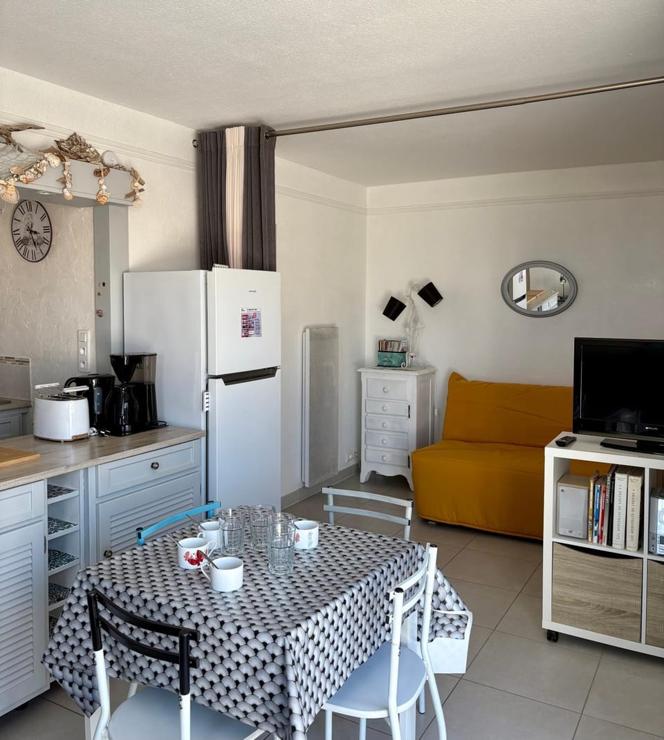 Superbe T2 face mer 4EST402 Apartment in Le Barcarès