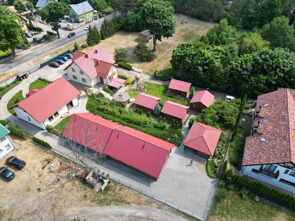 Property building, Bird's eye view, Garden