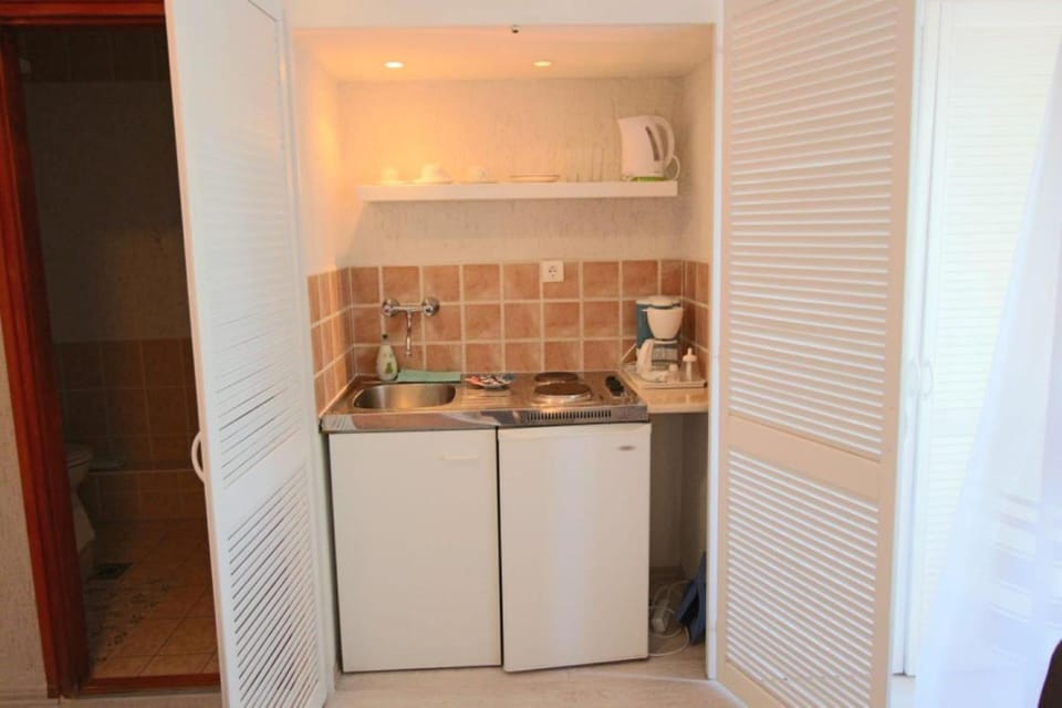 Ariel apartmanok Bed and Breakfast in Siófok