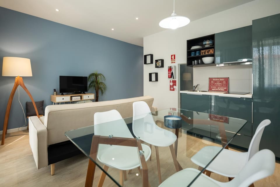 Kitchen or kitchenette, Living room, Dining area