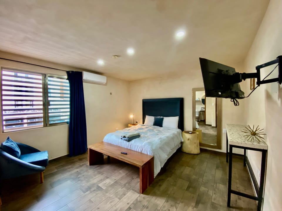 Bed, Photo of the whole room, Bedroom, towels, air conditioner