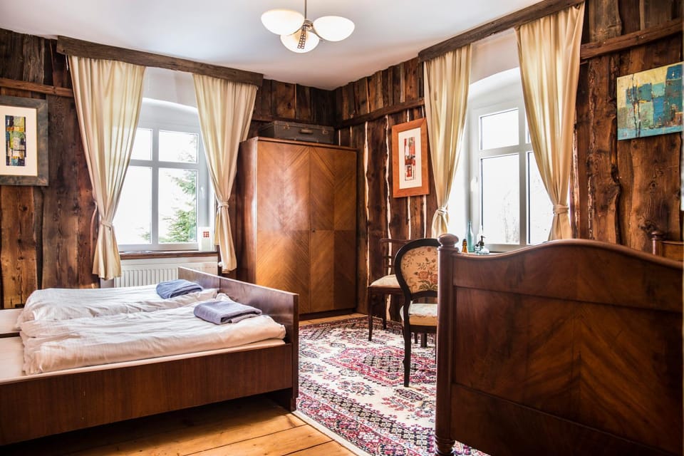 Photo of the whole room