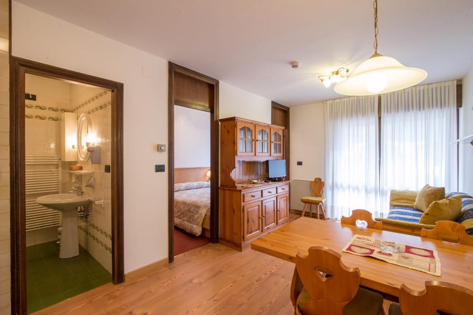 Residence Edelweiss Apartment hotel in Trentino-South Tyrol