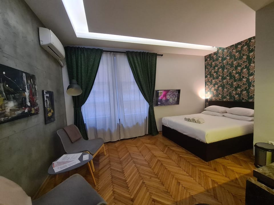 Photo of the whole room