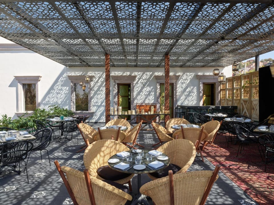 Restaurant/places to eat