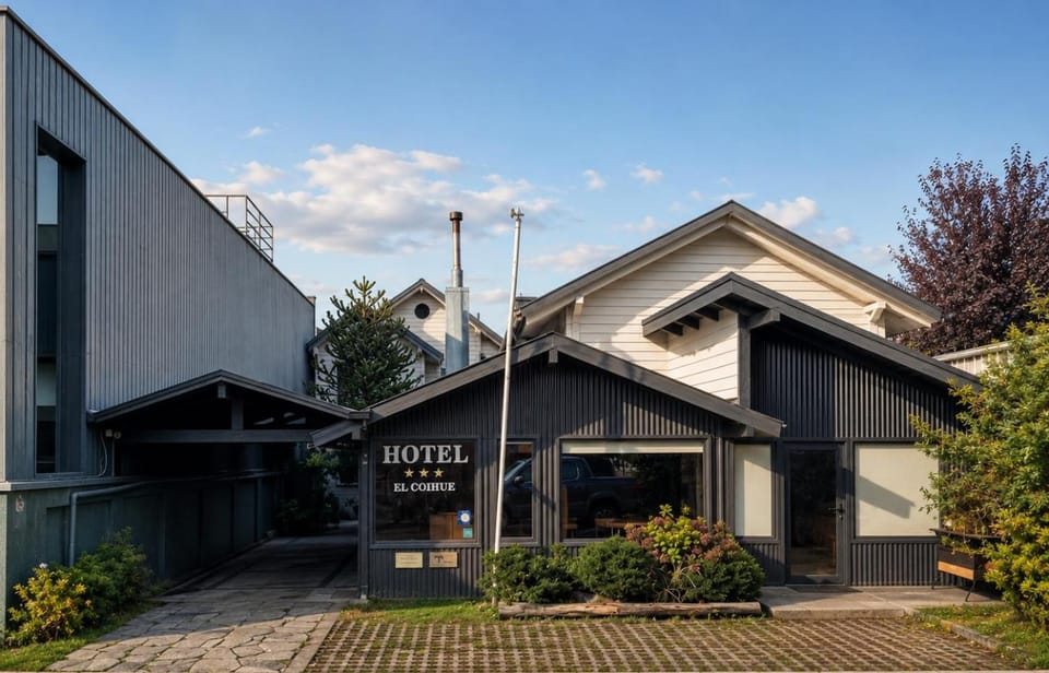 Property building, Facade/entrance