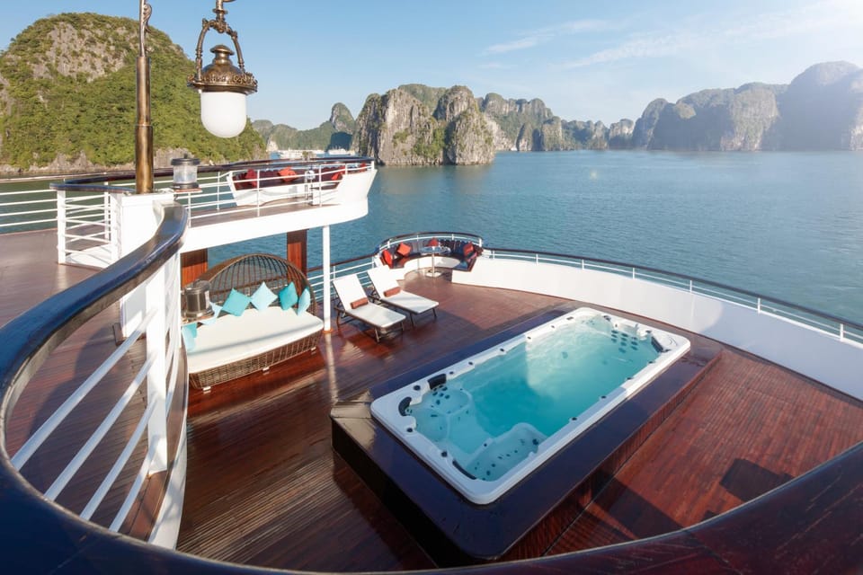 Hot Tub, Balcony/Terrace, Sea view, Swimming pool