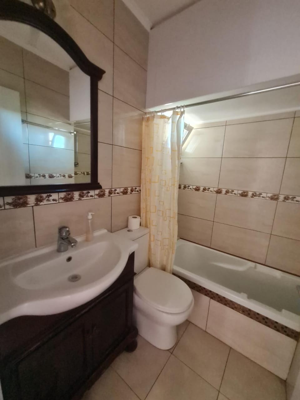 2BD flat next to Dasudi beach Apartment in Germasogeia