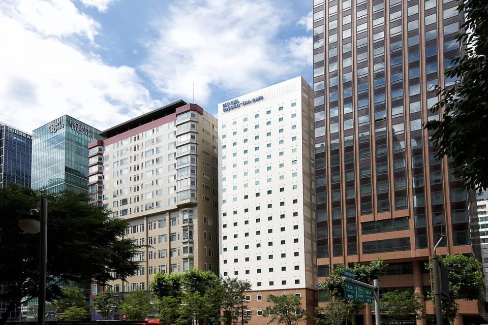 Property building, Street view