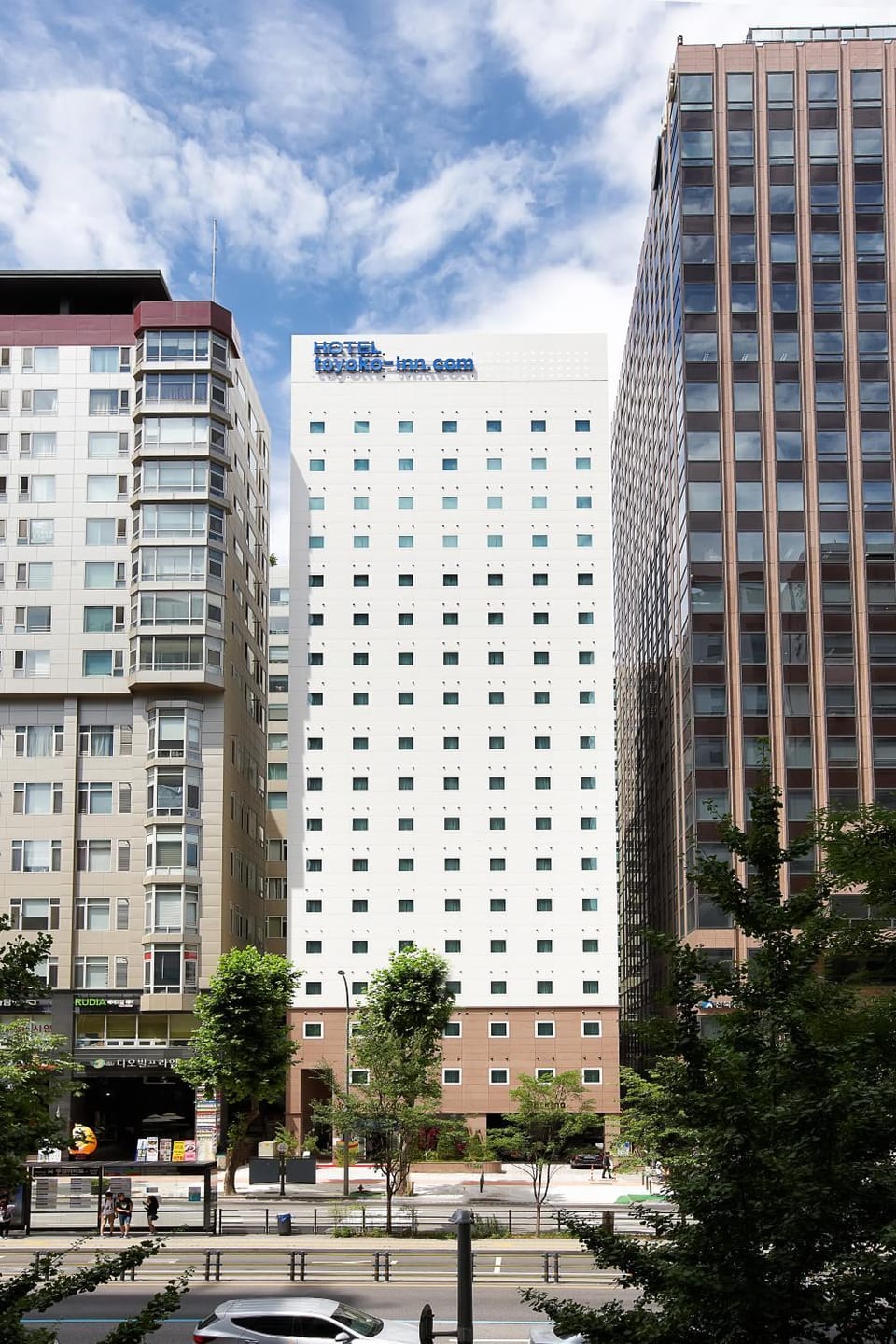 Property building, City view, Location
