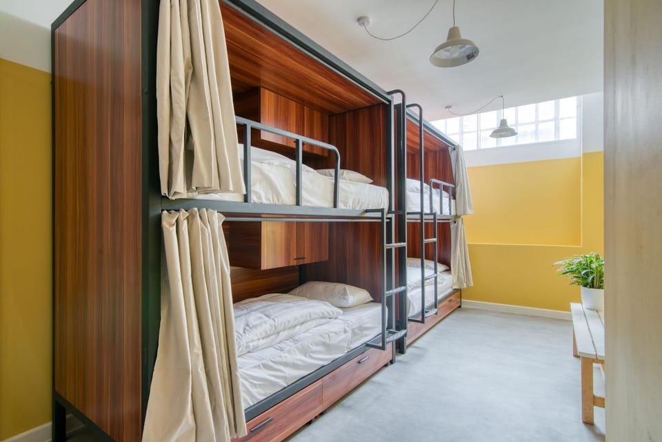 bunk bed
