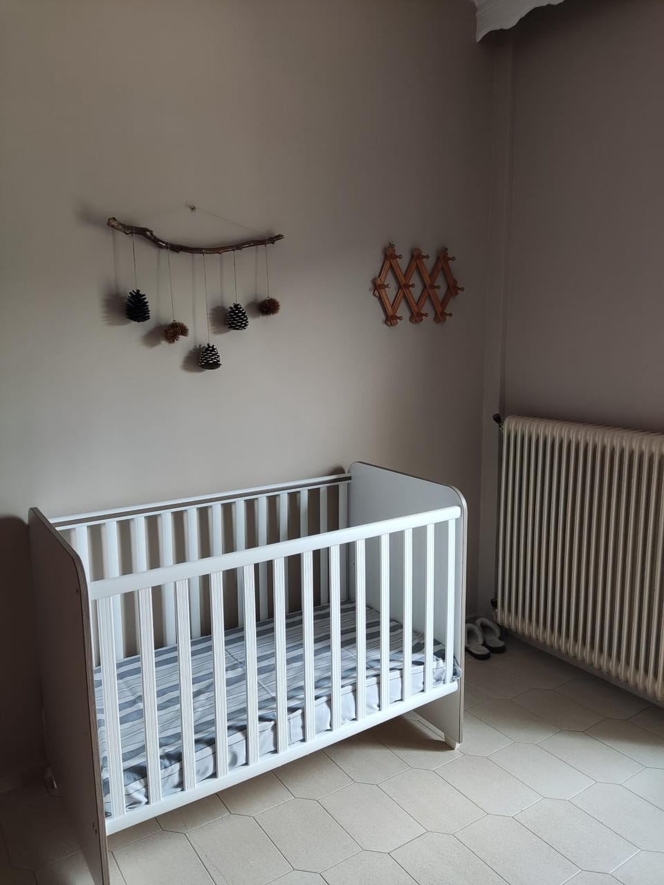 cot