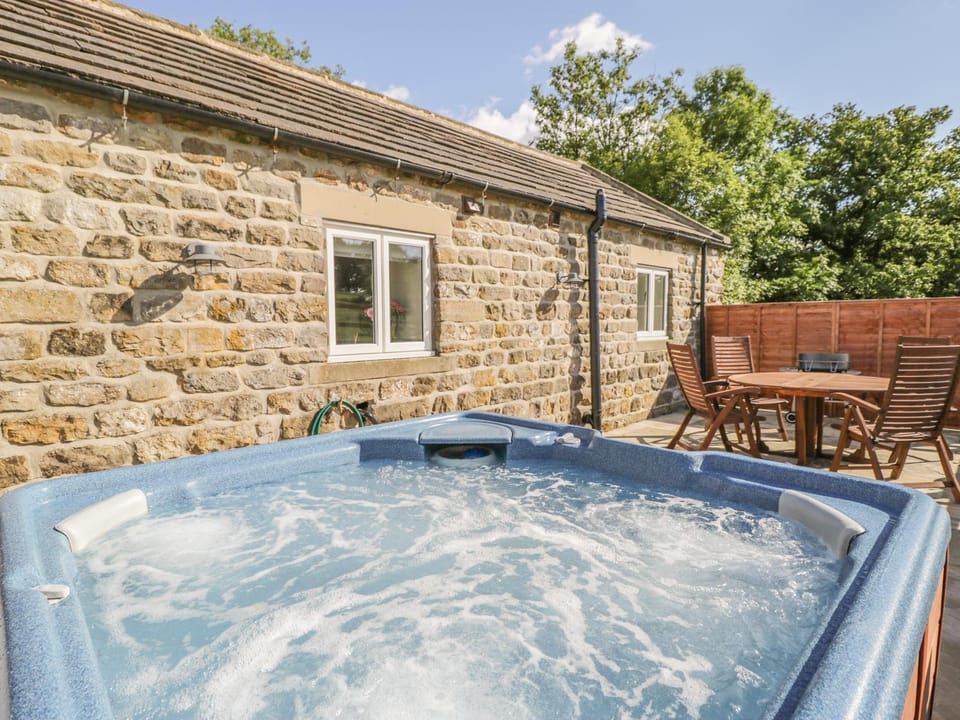 Lake Farm Cottage House in Borough of Harrogate