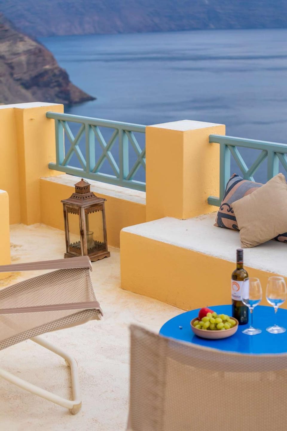 Patio, Day, Natural landscape, View (from property/room), Balcony/Terrace, Living room, Seating area, Dining area, Mountain view, Sea view